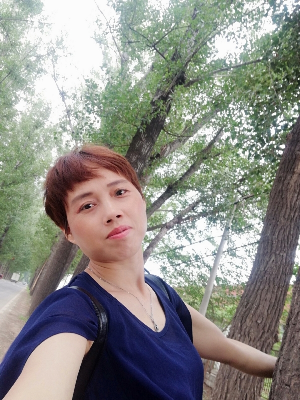 健康快乐女神的第二张照片--张家界父母相亲团